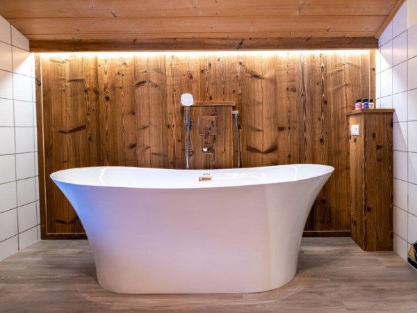 2-stock-bad-neu-2.jpg 2-stock-bad-neu-2.jpg