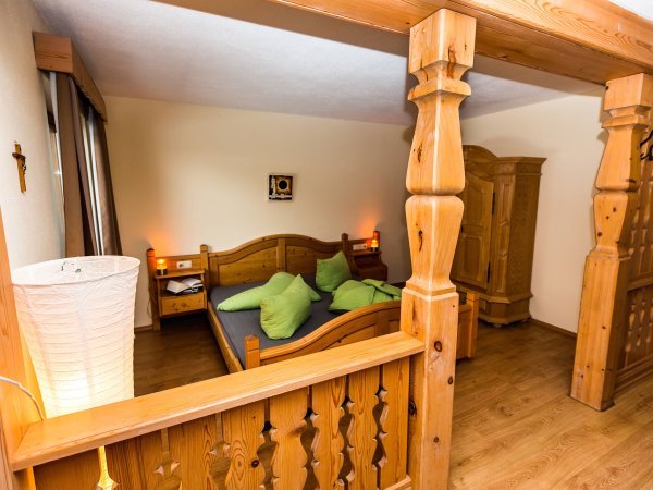 re4a2597_1.jpg re4a2597_1.jpg