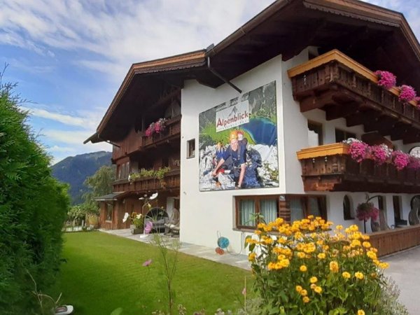 sommer-haus-neu.jpg sommer-haus-neu.jpg