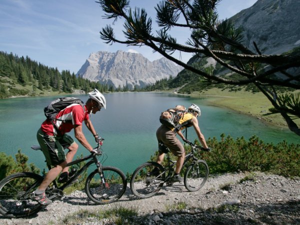 mtb13_c_tza_eisenschink.jpg mtb13_c_tza_eisenschink.jpg