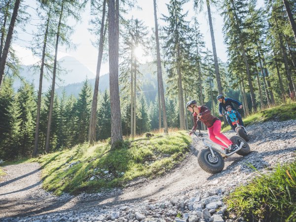 zugspitzarena-bayern-tirol-c-jorda-funroller-6364.jpg zugspitzarena-bayern-tirol-c-jorda-funroller-6364.jpg