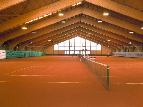 c_tennishalle_ehrwald.jpg c_tennishalle_ehrwald.jpg